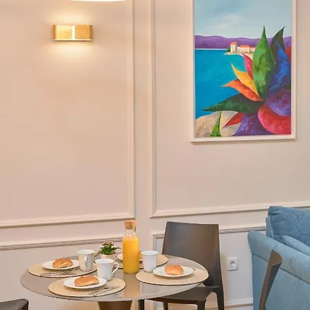 Salve Luxury By Litto アパート