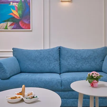 Salve Luxury By Litto *